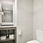 Acta Laumon 3* برشلونة
