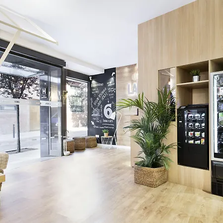 酒店 Acta Laumon 3*