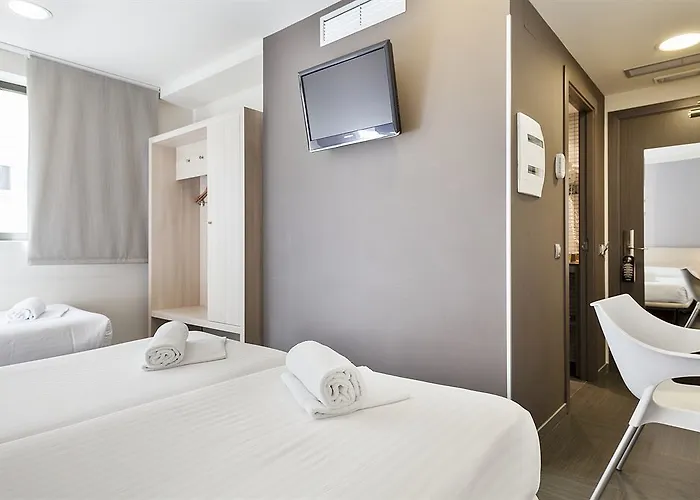 酒店 Acta Laumon 3*