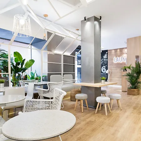 Acta Laumon Otel Barselona