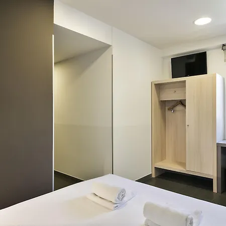 Hotel Laumon 3*