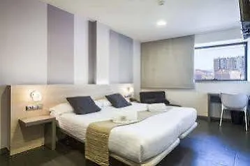 Laumon Hotel
